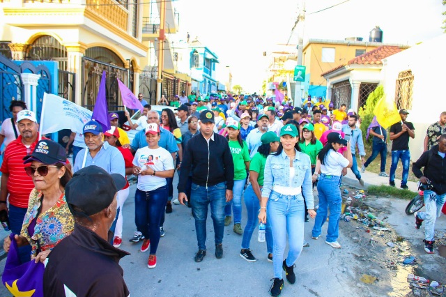 Gente caminando