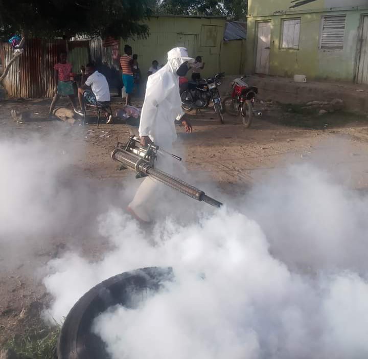 Fumigando de perfil